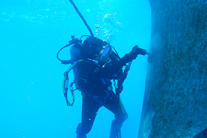 Underwater Hull Cleaning
